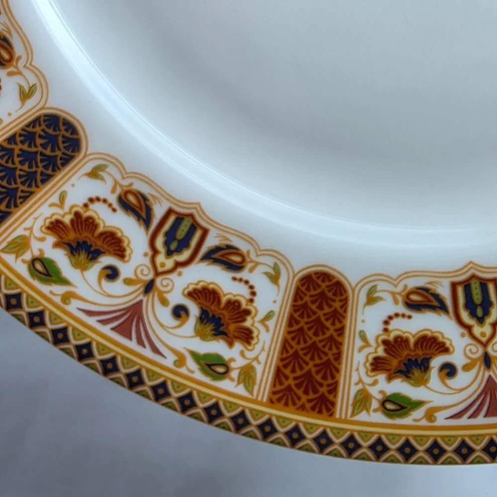 ONE Queens Imari 12 Inch Chop Plate Diamond Border with Floral Arches